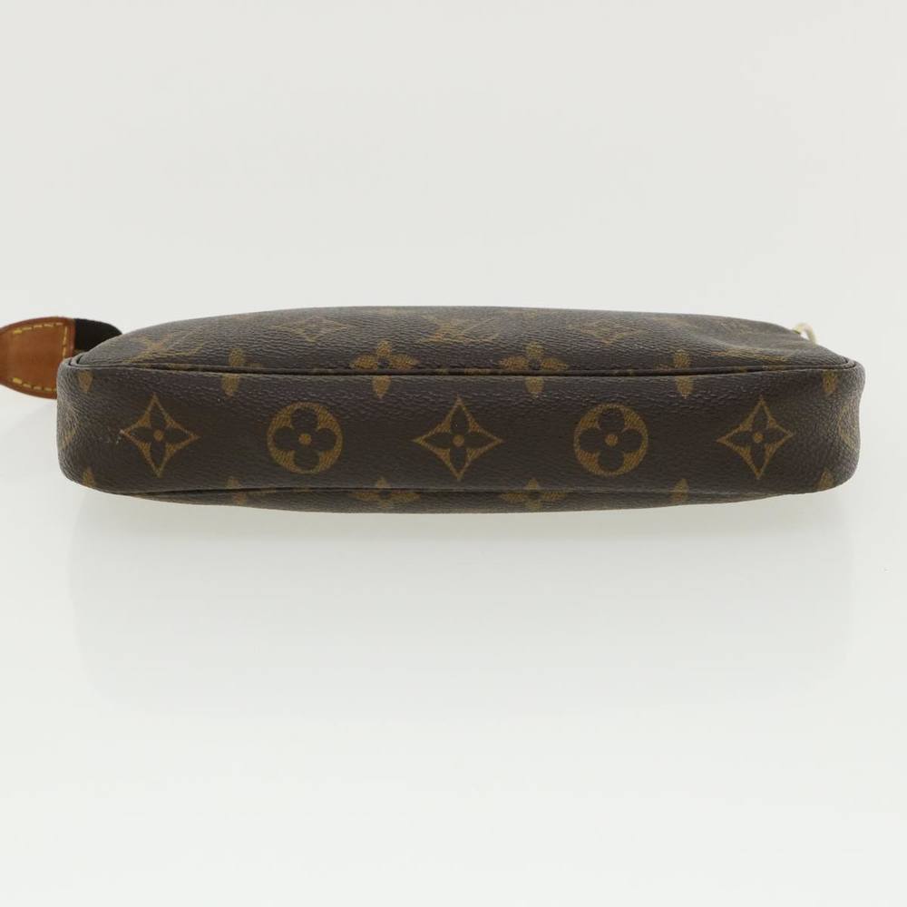 LOUIS VUITTON Pochette accessoires Clutch Bag - Picture 3 of 16